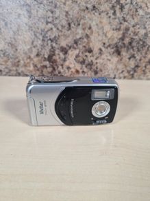Vivitar Vivicam 4100 Digital Camera 4mp Mega Pixels Compact Takes 2 X Aa Batteries