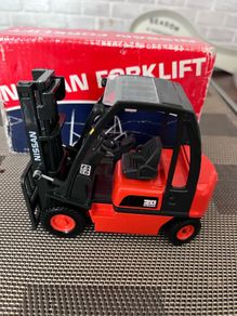 Model Nissan forklift