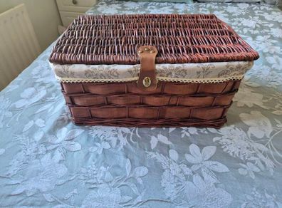 Picnic basket
