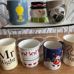 7 assorted Mugs