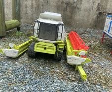 bruder claas combine