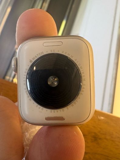 Apple Watch SE 2 40mm Starlight