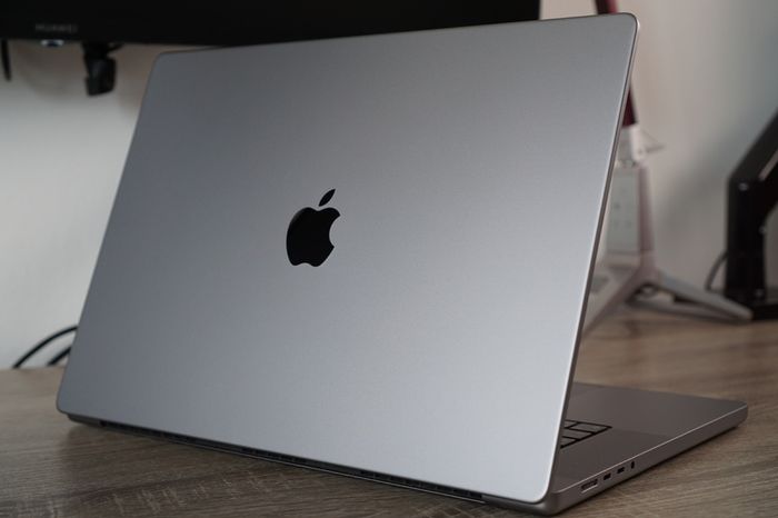 MacBook Pro 16" 2021 M1 Pro | 16GB | 512GB