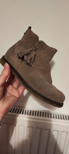 Suede boots