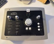 Audient ID 22