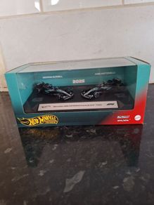 Hot Wheels Premium Formula 1 Mercedes Collection