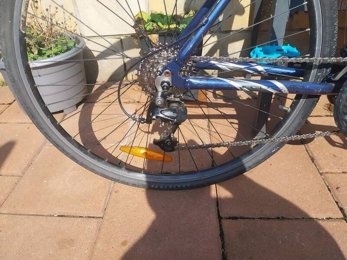 trek hybrid  serviced