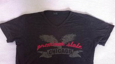 Selected 'Chicago' t-shirt
