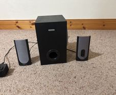 Creative speaker set