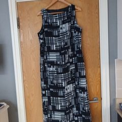 Navy Dress & Scarf.     S.14.  NEW  - No Tag.