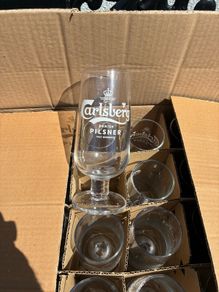 24 Pint Glasses.