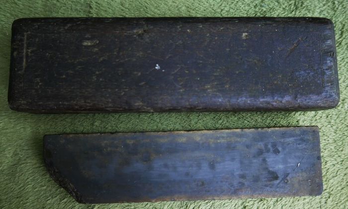 Antique Big Knife Sharpening Fine Stone With Wooden Case.