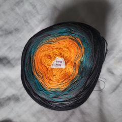 Hobbii Dahlia Cotton cake yarn 200g NEW gradient