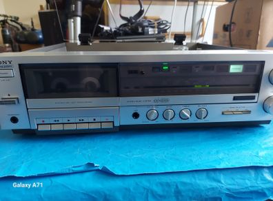 SONY Stereo Music System, Model No. JJ-500, Radio, Tape and Phono (Record), and Auxillary, with 2 Sony Speakers, all functions working, in excellent condition