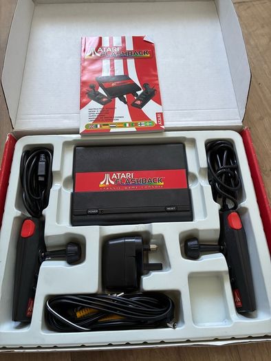 Atari Flashback Boxed 20Games + Joysticks