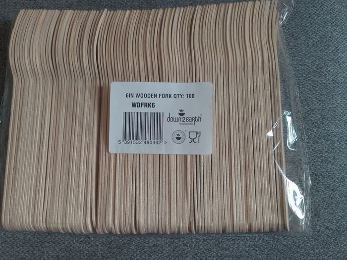 Pack of 100 wooden 6 inch forks