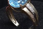 Vintage 9ct Gold Large Blue Topaz Statement Ring Size 55