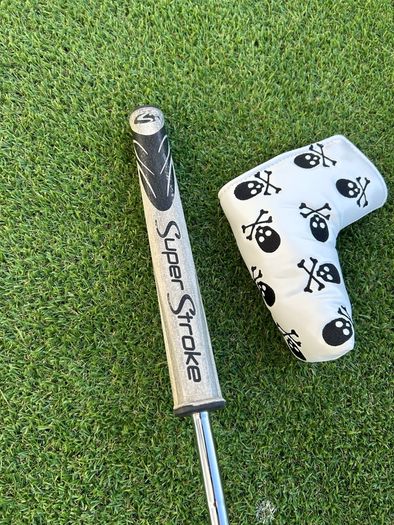 Full set of golf clubs