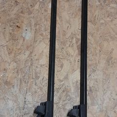 Thule Roof Bars with feet (No Key)