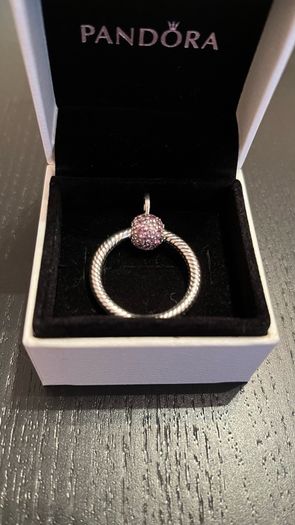 Brand New Pandora moments O Pendant