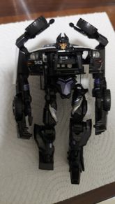 Transformer / toy / barricade
