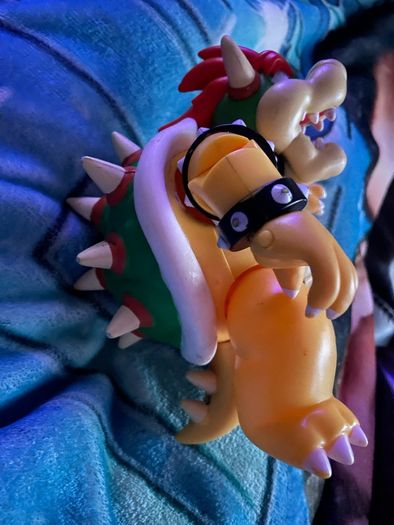 Bowser - Super Mario Collectible Figure 7"