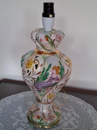 Vintage porcelain table lamp.  Italy.
