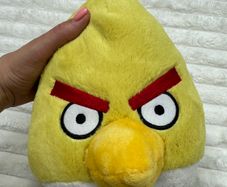 Yellow Bird Chuck Angry Birds Plush approx. 10 No Sound Used Please see pictures