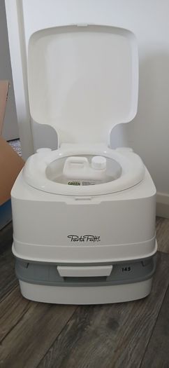 Camping toilet