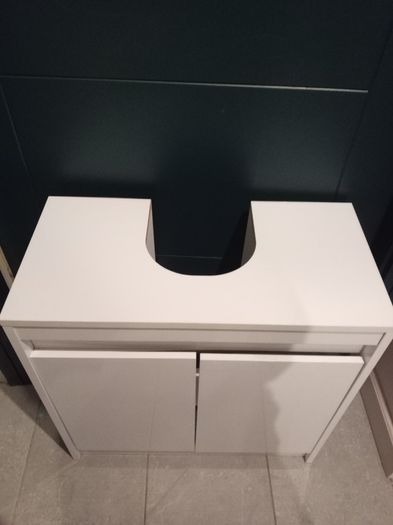 Under sink cabinet