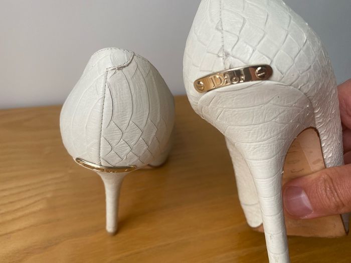 Christian DIOR Beige Python Embossed Nubuck Miss Dior Pumps Size 37 (4,5 UK)