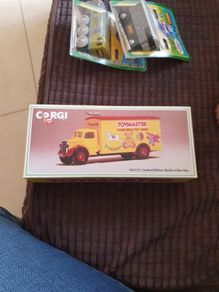 Corgi Collector Bedford Box Van - Limited Edition
