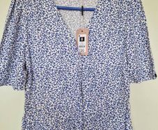 Gallery Top BNWT