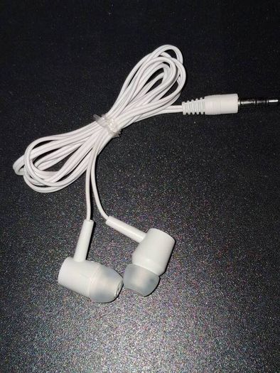 Buy 2 Get 1 Free!! - Only 1 Each!! - Brand New Wired Earphones