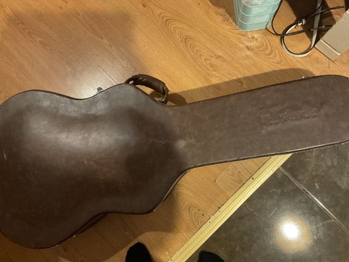Timberline acoustic guitar 4/4 size.