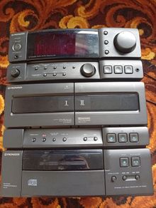 Vintage Pioneer Stereo Stack & Pioneer CS-353 Wooden Speakers Bundle. (Untested)