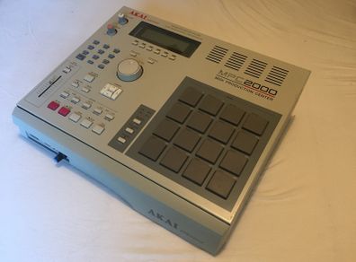 AKAI MPC 2000  // USB Emulator, 64mb Ram for parts
