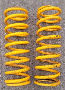Land Rover springs