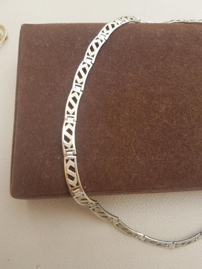 Elegant Vintage Sterling Silver Necklace