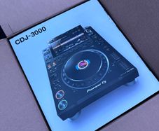 Set of Pioneer CDJ 3000, Great Condition