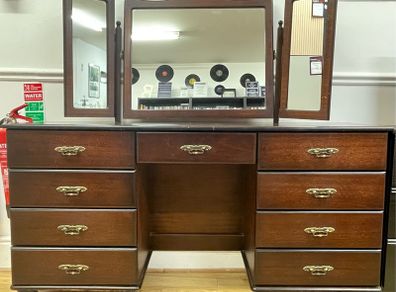Vintage Mahogany Dresser with Mirror