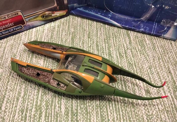 Star Wars Zam Wesell speeder