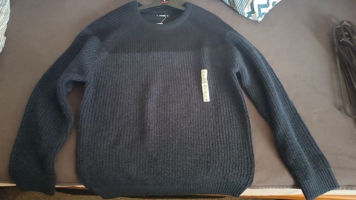 dunnes large black navy jumper men