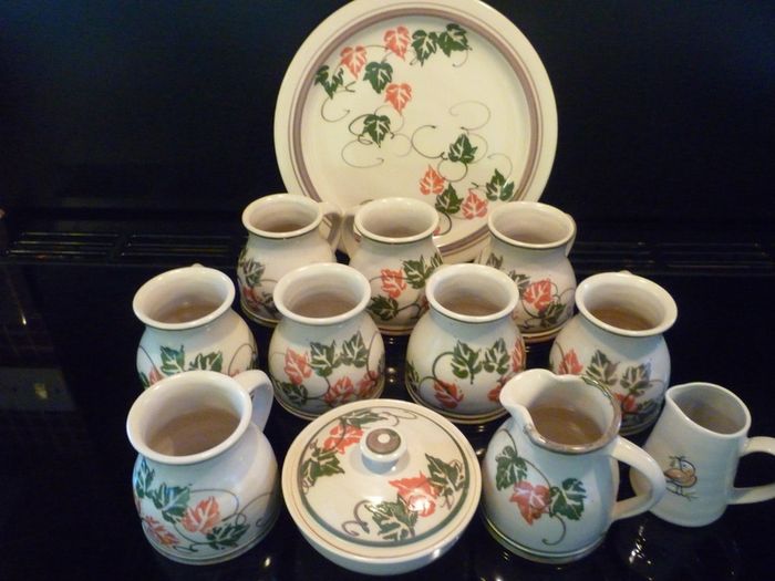 Stoneware Jackson Pottery Coffee tea service 12 pieces. IMMACULATE. CLASSIC STONE WARE