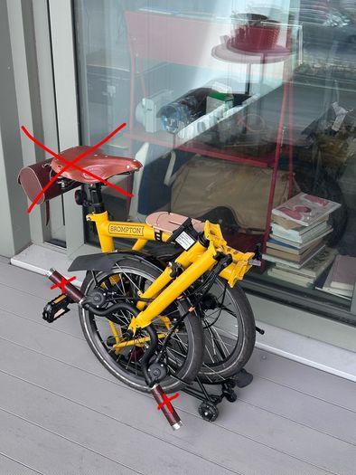 Brompton C Line 6-speed Bumblebee Yellow with accessories