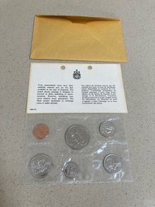 Canada 1969 Dollar Coin set mint