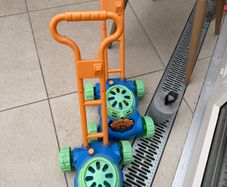 toy lawnmower