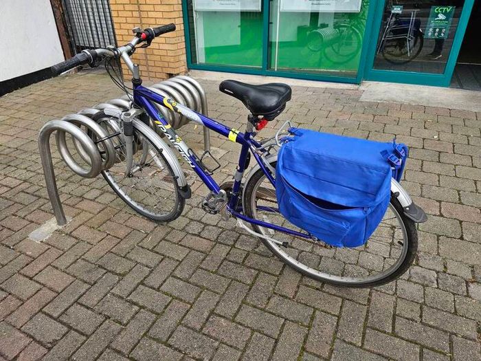 Hybrid bike with many accessories.