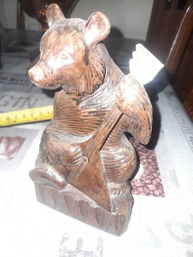 Beautiful Old Carved Bear