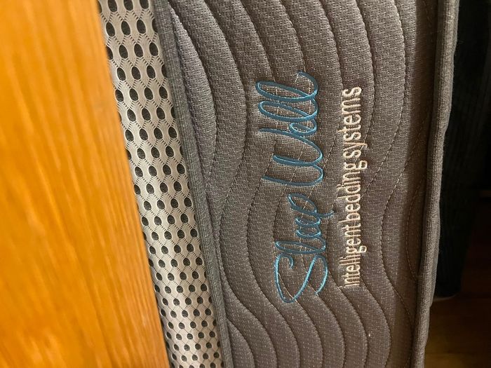 Mattress double supreme comfort with a small coffee stain